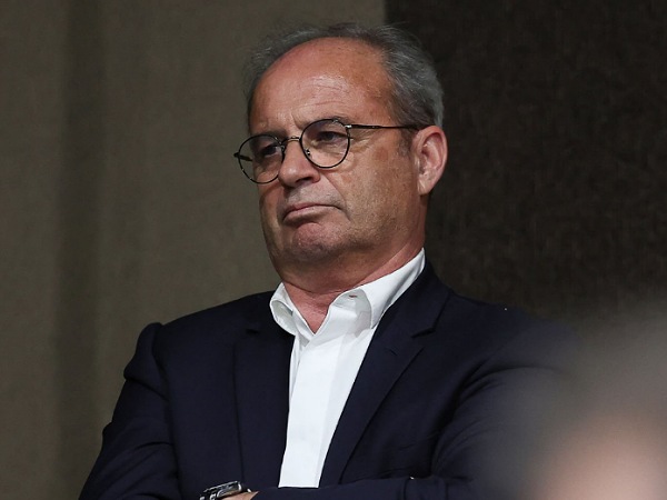 Luis Campos menegaskan komitmennya pada Paris Saint-Germain