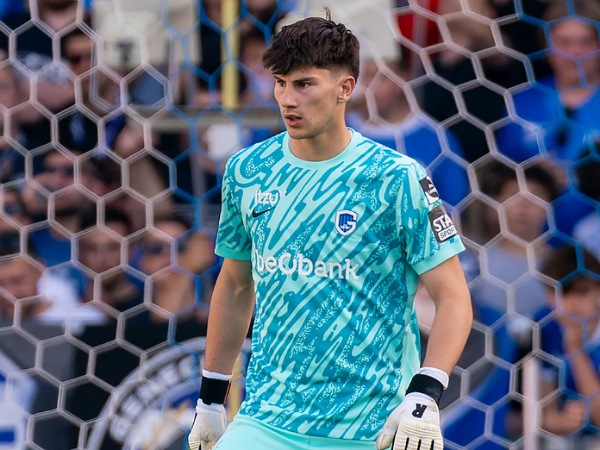 Kiper muda Chelsea, Mike Penders