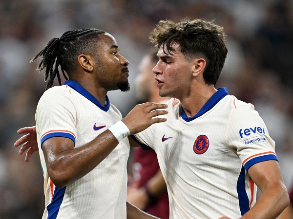 Enzo Maresca mengabarkan kondisi dua striker Chelsea, Christopher Nkunku dan Marc Guiu