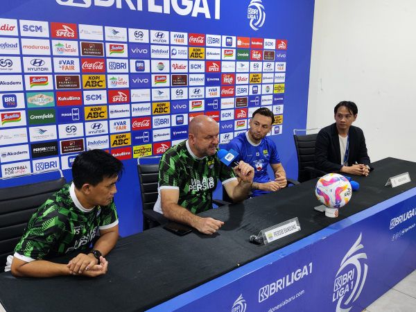 Pelatih Persib, Bojan Hodak