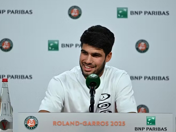Carlos Alcaraz Siap Lanjutkan Rivalitas Kontra Jannik Sinner Jelang French Open