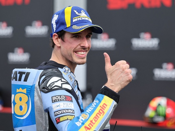 Alex Marquez patahkan dominasi sang kakak di Sprint Race GP Inggris.