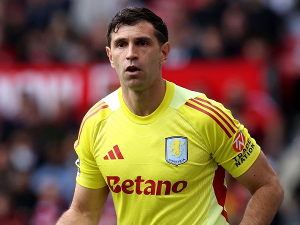 Emiliano Martinez pernah bermain untuk Arsenal