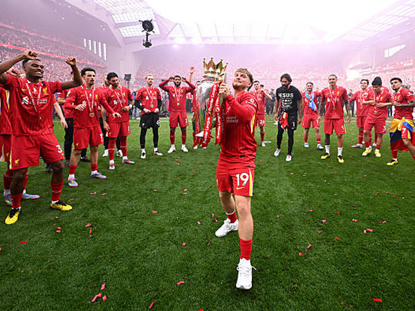 Liverpool Angkat Trofi, Harvey Elliott Isyaratkan Perpisahan