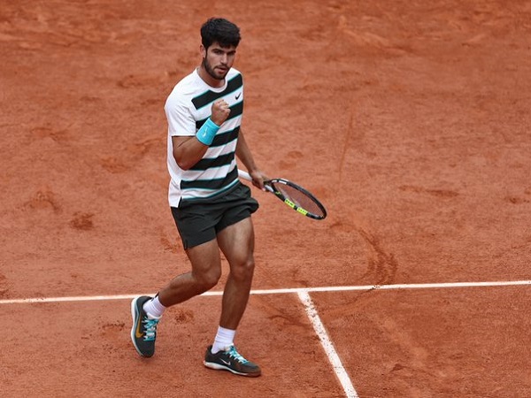 Hasil French Open: Kecolongan Satu Set Tak Buat Carlos Alcaraz Patah Semangat