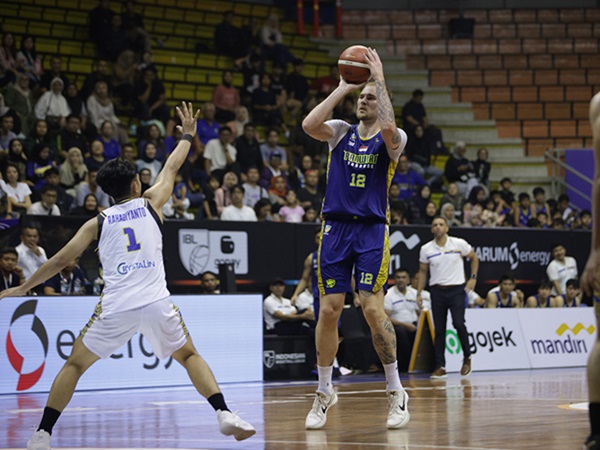 Prawira Bandung Jaga Lolos ke Playoff Usai Atasi Satya Wacana