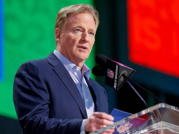 Komisioner NFL Roger Goodell menegaskan liganya tidak akan bertanggung jawab untuk memilih pemain yang akan mewakili Amerika Serikat di Olimpiade 2028. (Foto: AP)