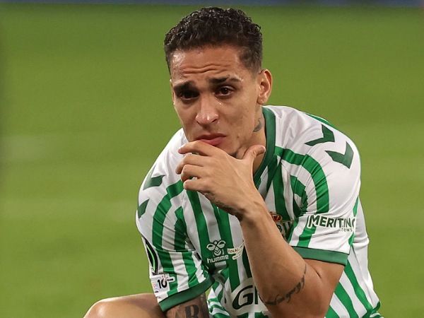 Antony dan Real Betis harus mengakui keunggulan Chelsea di final Conference League