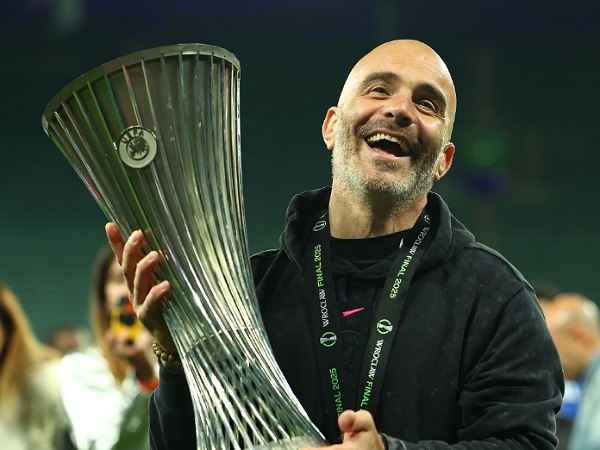 Pelatih kepala Chelsea, Enzo Maresca