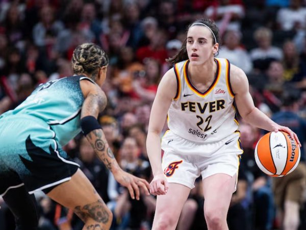 Tanpa Caitlin Clark di lapangan, mitra penyiaran liga - NBA TV, CBS, dan Ion - kemungkinan besar akan terpukul selama empat pertandingan Indiana berikutnya.