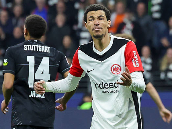 Sudah Dapatkan Liam Delap, Hugo Ekitike Masih Jadi Incaran Chelsea