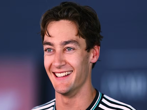 George Russell Minta Mercedes Perbaiki Kecepatan Mobil