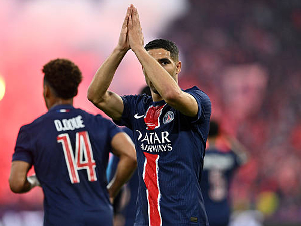 Buat Gestur Minta Maaf, Achraf Hakimi Hormati Fans Inter Milan