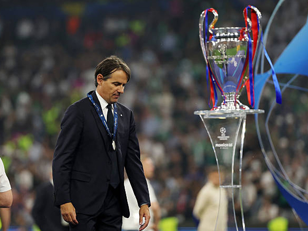 Inter Milan Dipermalukan PSG, Simone Inzaghi Bungkam Soal Masa Depannya