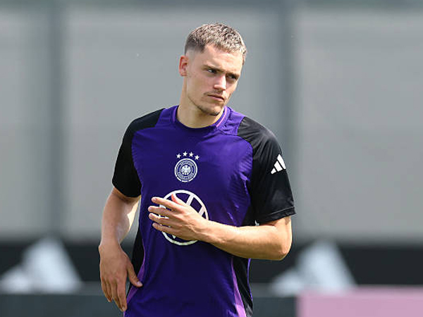 Bayer Leverkusen Pertimbangkan Tawaran Pemain Plus Uang untuk Florian Wirtz