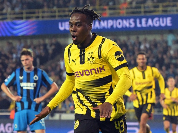 Jamie Gittens pernah bermain untuk akademi Chelsea