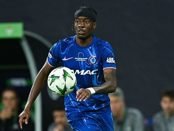 Performa Noni Madueke di Chelsea dinilai stagnan