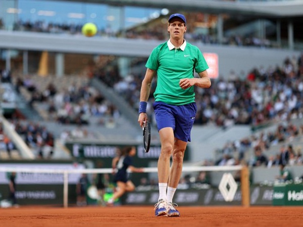 Hasil French Open: Jannik Sinner Tak Habiskan Banyak Waktu Menuju Perempatfinal