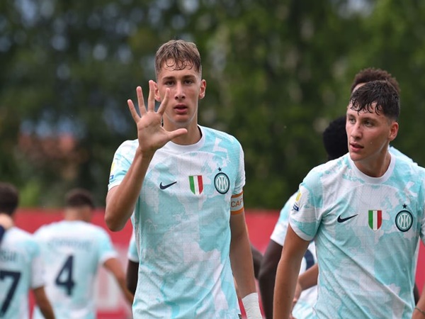 Striker incaran Lazio