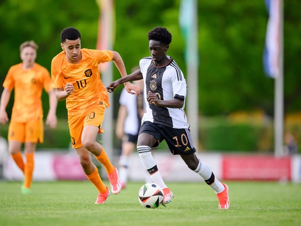 Real Madrid Yakin Mendatangkan Bintang Muda Ajax