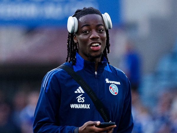Chelsea membidik bek Strasbourg, Ismael Doukoure