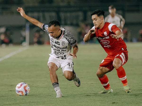 Bali United pertahankan Irfan Jaya