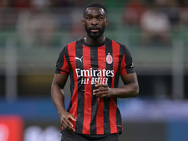 Fikayo Tomori.