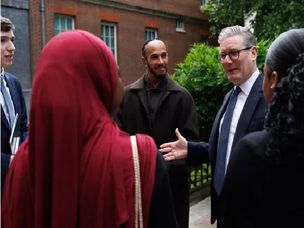 Lewis Hamilton Bertemu dengan Perdana Menteri Inggris, Bahas Apa?