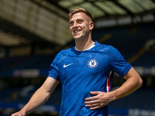 Liam Delap, ujung tombak baru Chelsea