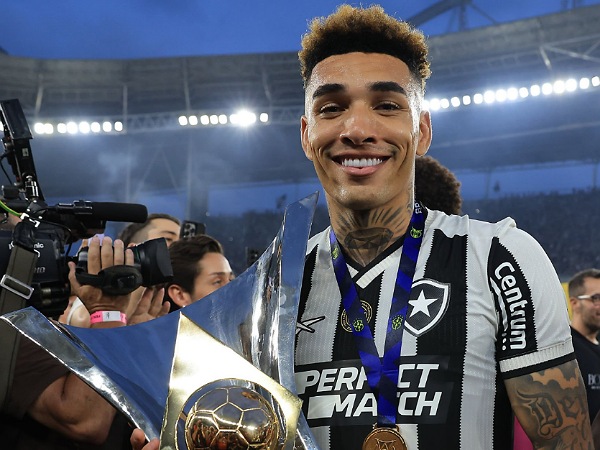 Igor Jesus akan bergabung dengan Nottingham Forest