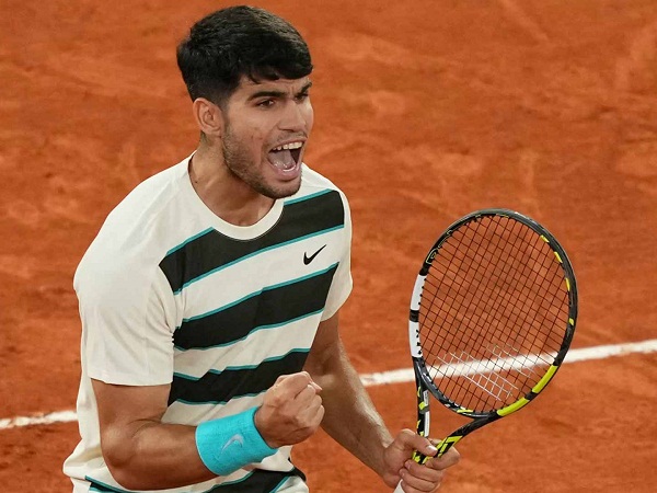 Jelang Final Di Paris, Carlos Alcaraz Akui Jannik Sinner Hancurkan Setiap Lawan