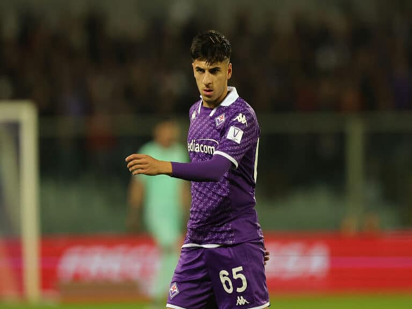 Defender incaran Lazio