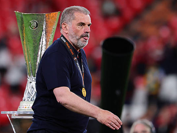 Pecat Ange Postecoglou, Keputusan Tottenham Dikecam Media Australia