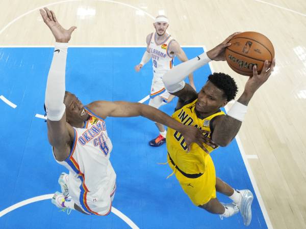 Meskipun mendominasi banyak kategori statistik di Game 1 Final NBA, Oklahoma City Thunder mendapati diri mereka tertinggal 0-1 dari Indiana Pacers. (Foto: AP)