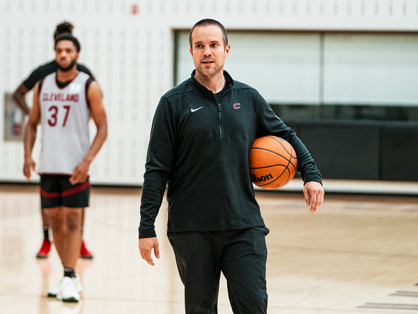 Jordan Ott antusias terima pekerjaan sebagai head coach baru Phoenix Suns.