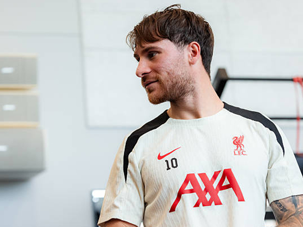 Bagi Eks Bek Chelsea, Alexis Mac Allister Merupakan Sosok Kunci Liverpool