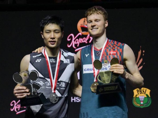 Anders Antonsen Akui Beruntung Kalahkan Chou Tien Chen di Final Indonesia Open 2025