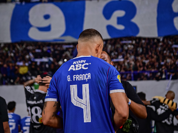 Bek Persib, Gustavo Franca
