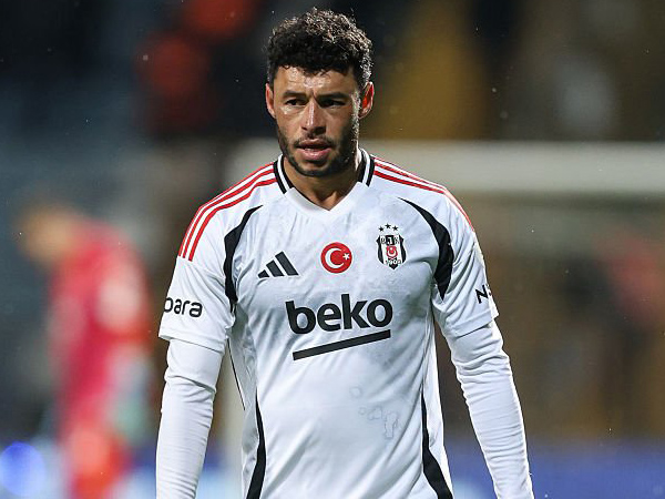 Alex Oxlade-Chamberlain.