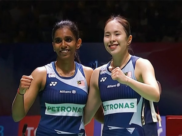 Pearly/Thinaah Tanggapi Kritikan Pedas Dengan Penampilan Menawan di Lapangan