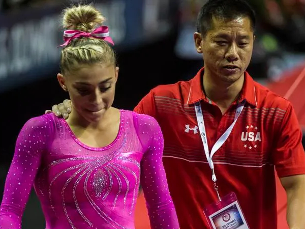 Qi Han (kanan) dan Ashton Locklear. (Foto: AFP)