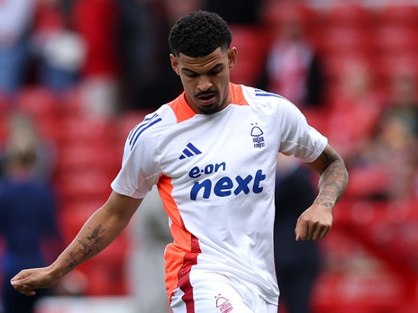Chelsea membidik bintang Nottingham Forest, Morgan Gibbs-White