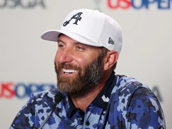 Meskipun Oakmont menuntut permainan nyaris sempurna, Dustin Johnson berharap kembalinya ia ke tempat kejayaan terbesarnya dapat memicu performa klasik lainnya. (Foto: Golf Digest)
