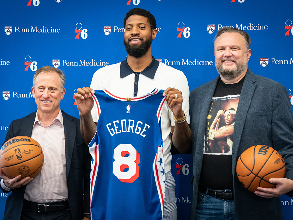 Philadelphia 76ers akan perkuat tim pada musim panas.