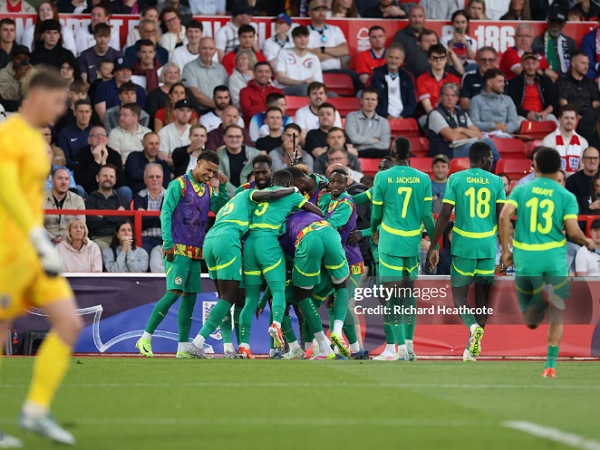Senegal mempermalukan Inggris 3-1 di City Ground, Nottingham, Rabu (11/6)