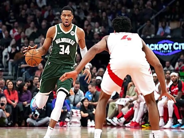 Toronto Raptors Berpeluang Dapatkan Giannis Antetokounmpo