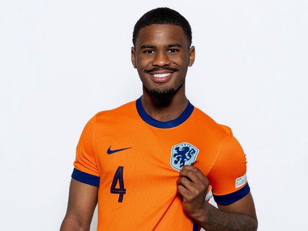 Jorrel Hato jadi rebutan Arsenal dan Chelsea