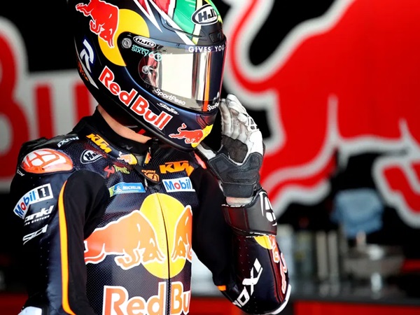 Brad Binder Berikan Tanggapan Usai Jajal Radio di Helm