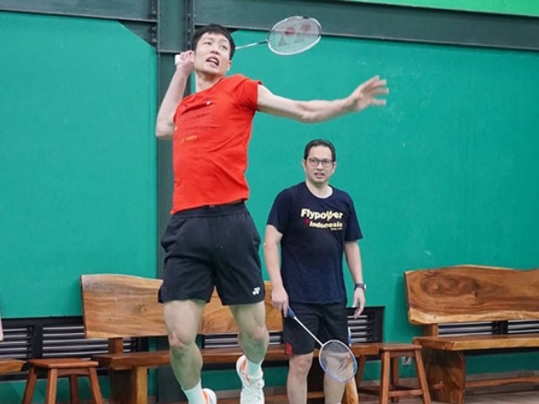 Chou Tien Chen Berguru Kepada Legenda Bulu Tangkis Indonesia Hariyanto Arbi