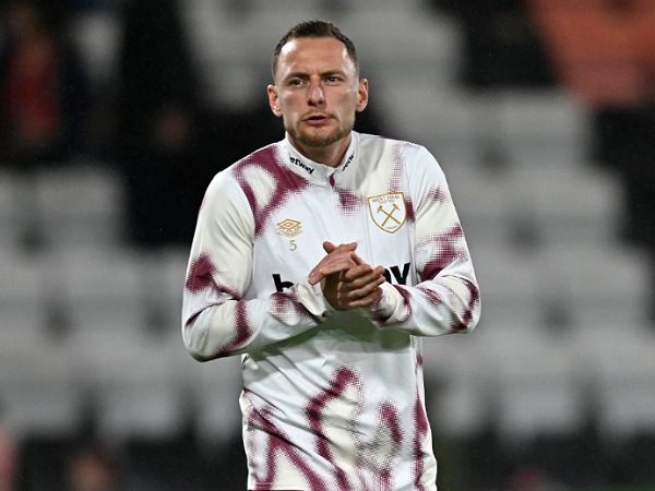 Vladimir Coufal akan berpisah dengan West Ham United